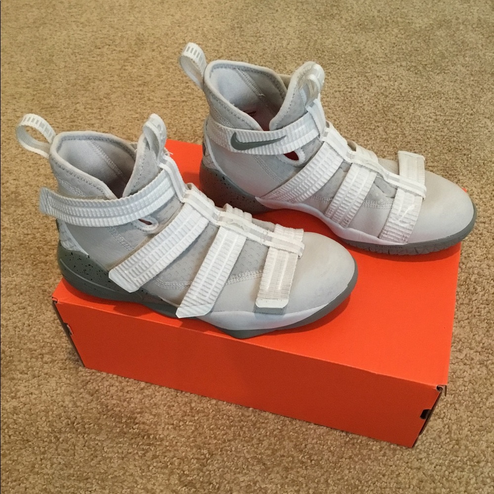 Lebron Soldier XI (GS)